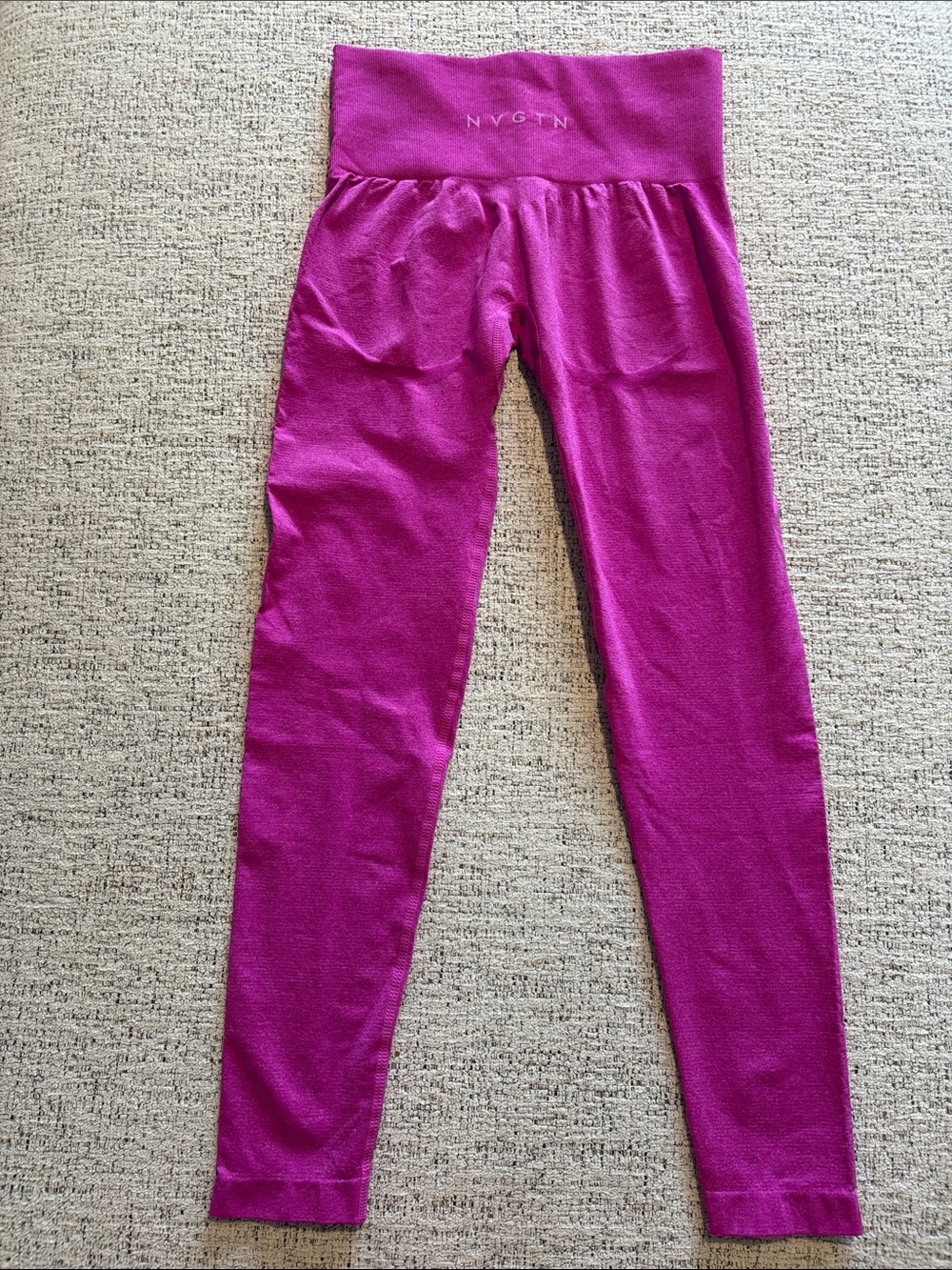 NVGTN Magenta High-Waist Leggings